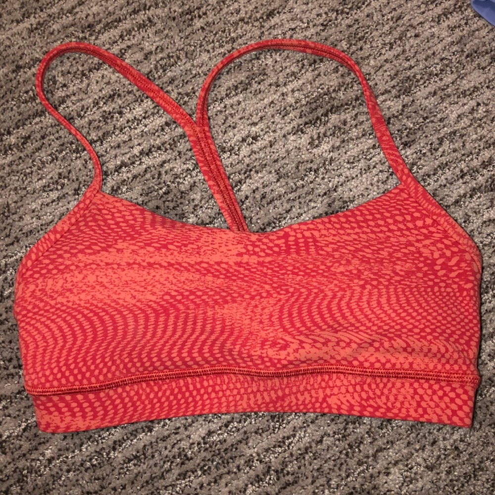 Lululemon sports bra
